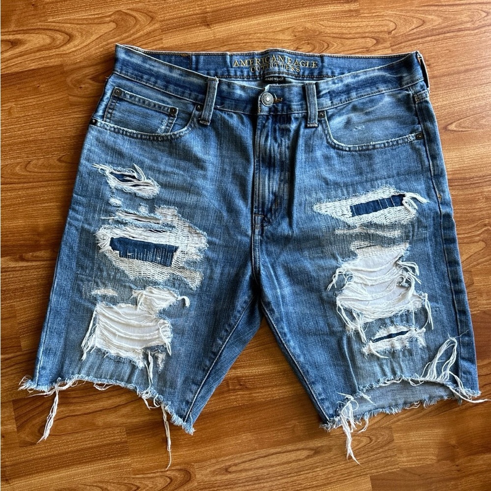 AMERICAN EAGLE JEAN SHORTS (34)